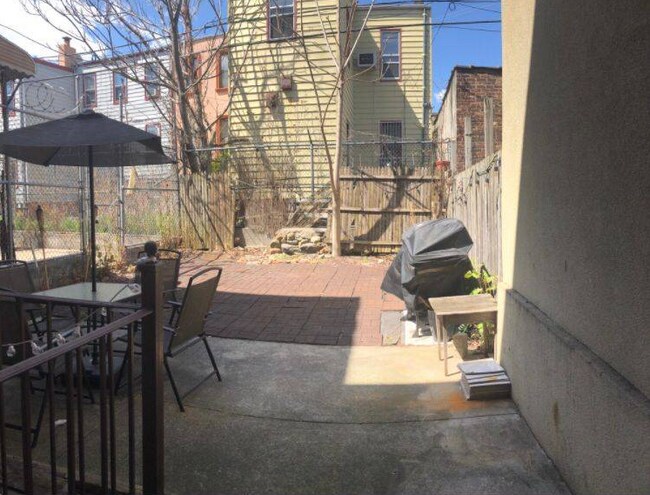 Photo - 503 Hart St Unit 1