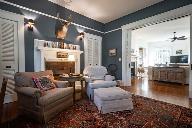 Photo - 290 Milledge Cir