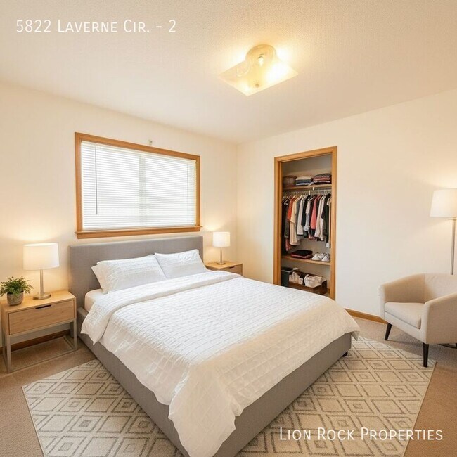 Photo - 5822 Laverne Cir N Unit 2