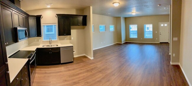 Photo - New Townhome Steps from Willamette River