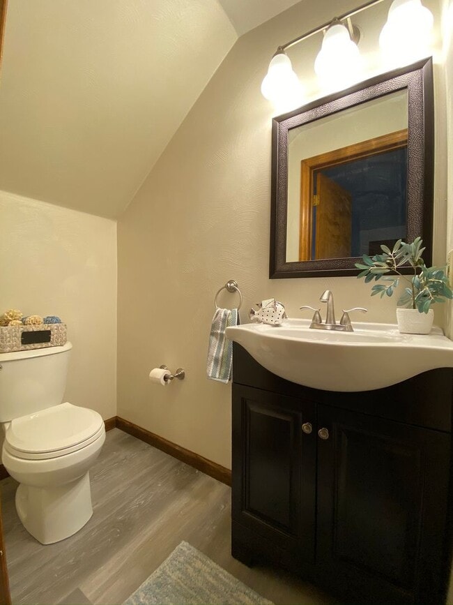 Photo - Spectacular 2 BR / 1.5 BR Townhouse in Lat...