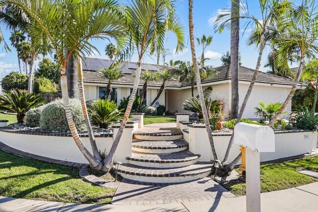 Photo - 7912 El Astillero Pl