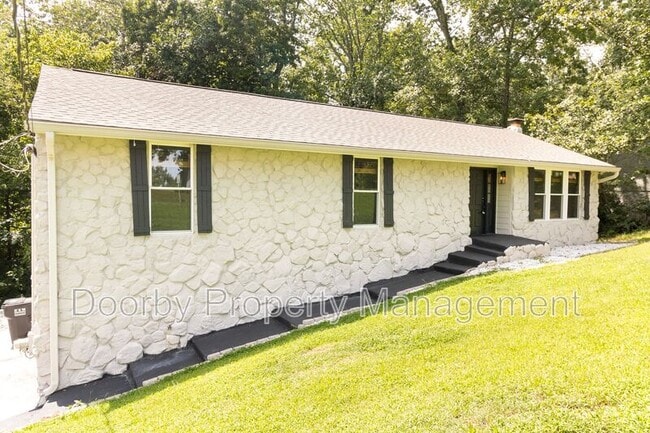Building Photo - 1313 Timbercrest Ln Rental