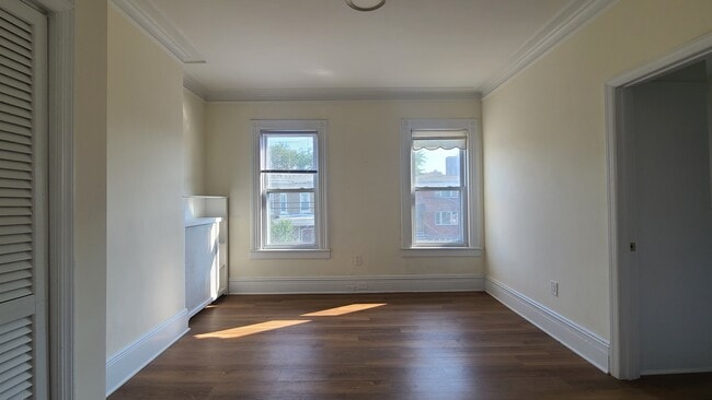 Building Photo - 135 72nd St Unit 2 Rental