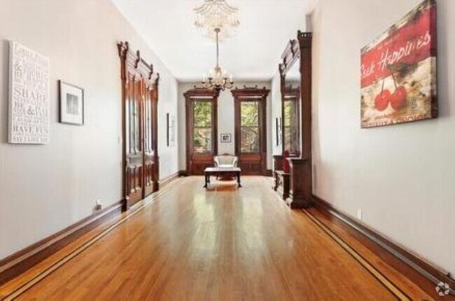 LR - 1987 Madison Ave Unit Apt. #1