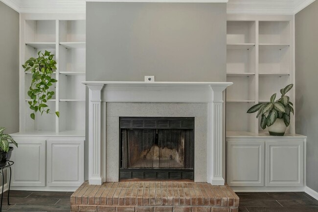 Photo - 1005 Glendale Ln