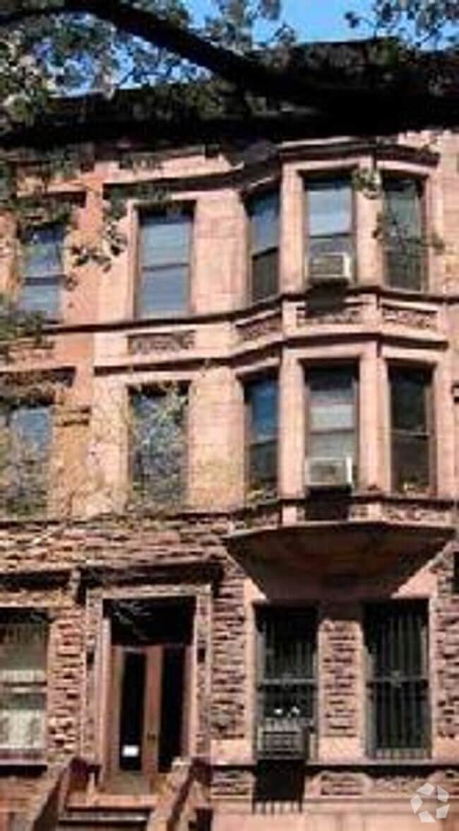 Building Photo - 221 W 78th St Rental