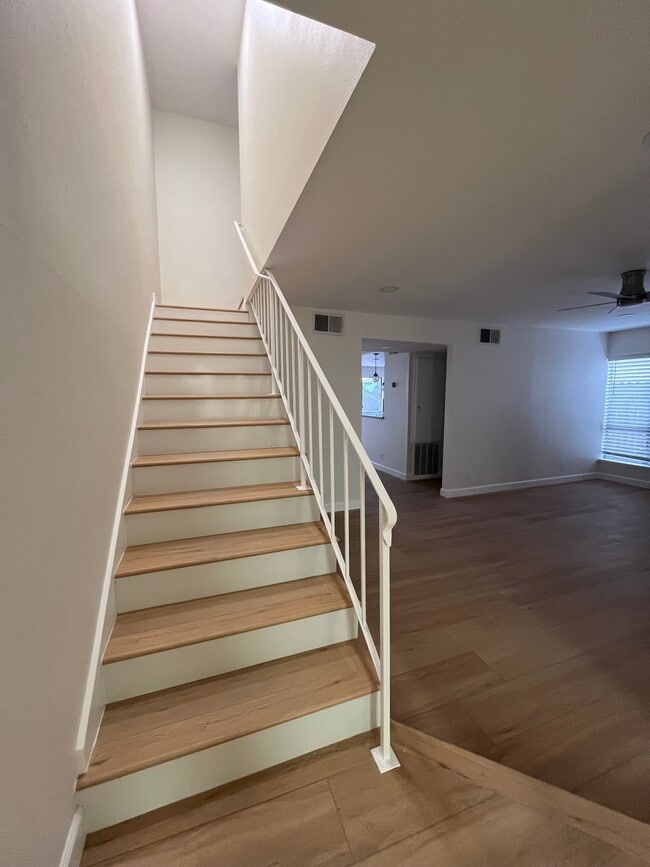 Photo - 8207 Mammoth Cir