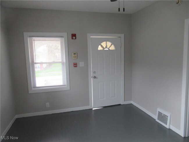 Photo - 5137 Miller Ave House