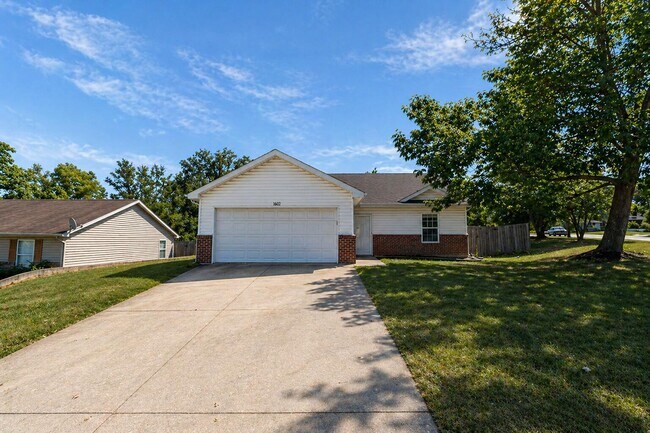 Photo - 1800 McAlester St