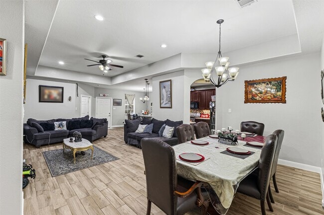 Photo - 267 Freeman Blvd