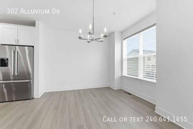Photo - 302 Alluvium Dr