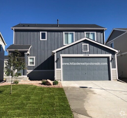 Building Photo - Fall in Love with Your New Home!