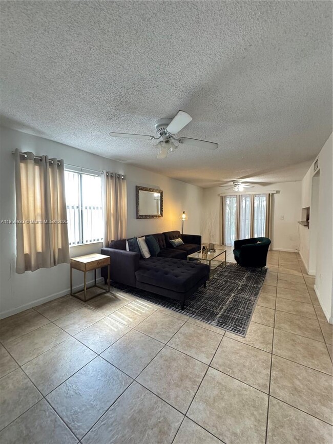 Building Photo - 3410 Foxcroft Rd Unit 301 Rental