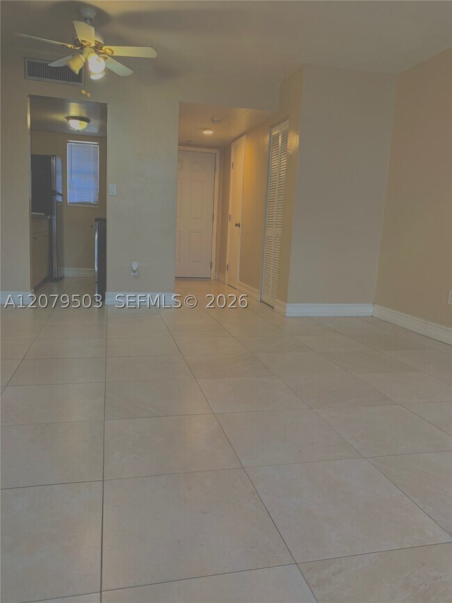 Photo - 10901 N Kendall Dr Unit 207