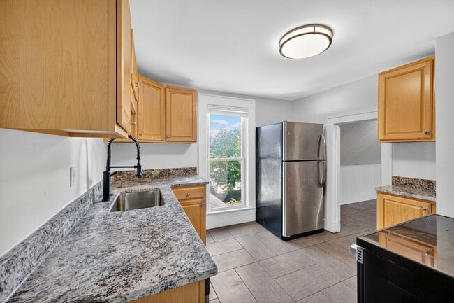 Photo - 814 Louis Ave