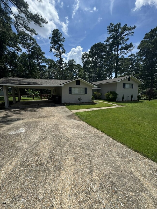 Photo - 5979 St Leonards Dr