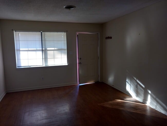 Photo - 2480 Andrew Dr NW Unit A