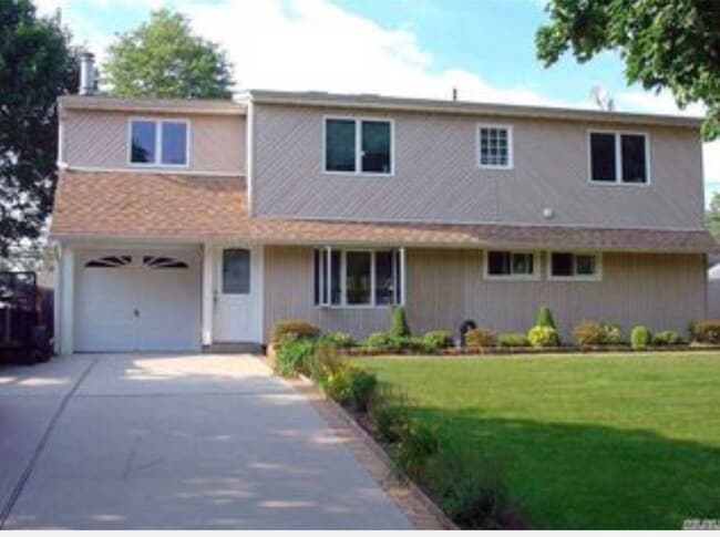 2 Bedroom 1 Bath Open Floor Plan - 79 Woodcock Ln Unit Upstairs