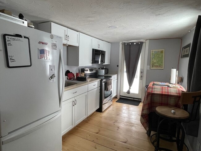 Photo - 173 Main St Unidad 2