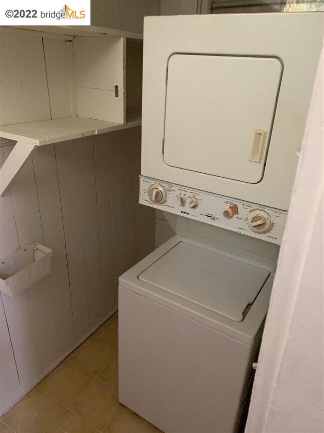 Photo - 2623 Parker St Unidad B