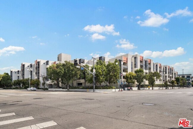 222 S Central Ave Unit 232