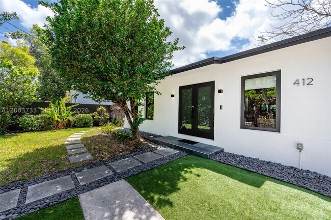 Photo - 412 NW 41st St