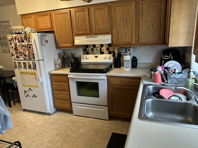 520 Terrace Dr Unidad 3BR/1BA