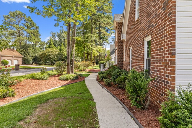 Photo - 951 Forest Lakes Cir