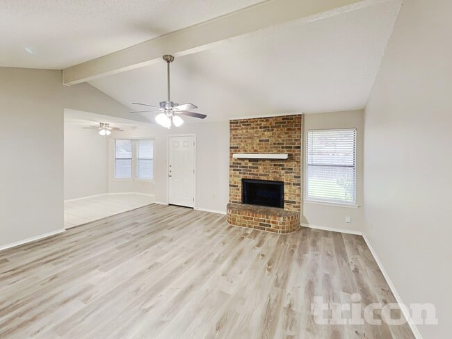 Photo - 5929 Birchhill Rd