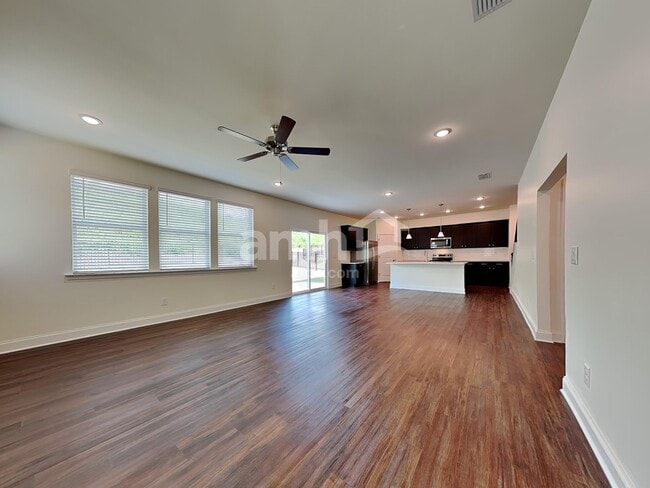 Photo - 689 Alcovy Walk Dr