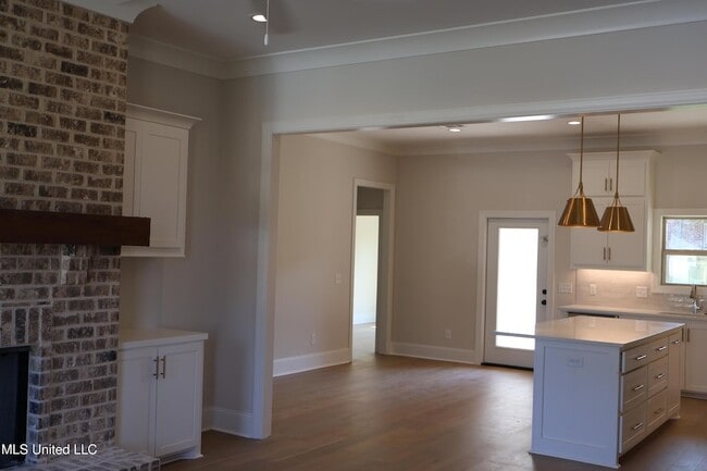 Photo - 113 Southern Oak Wy