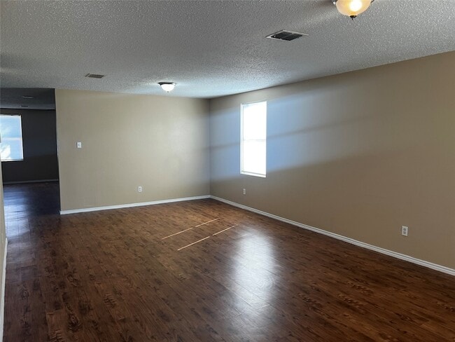 1724 Creek Bend Ln