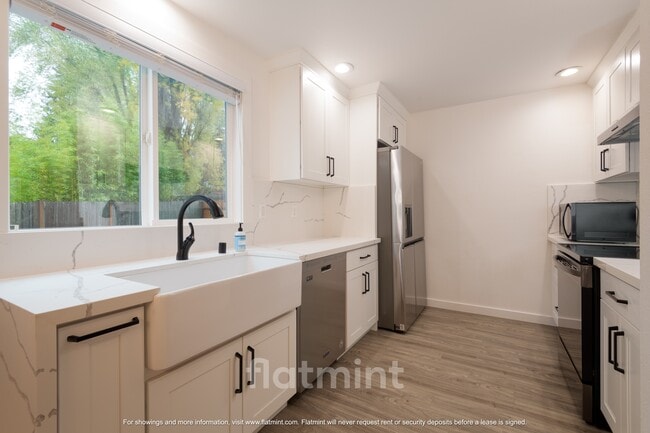 Building Photo - 20005 25th Ave NE