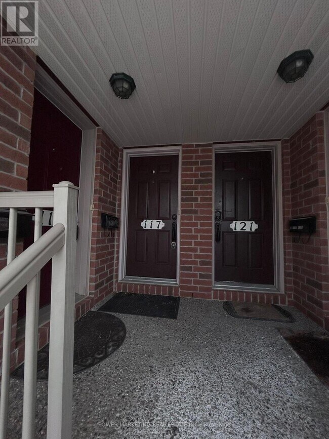 Photo - 117 Keltie Private