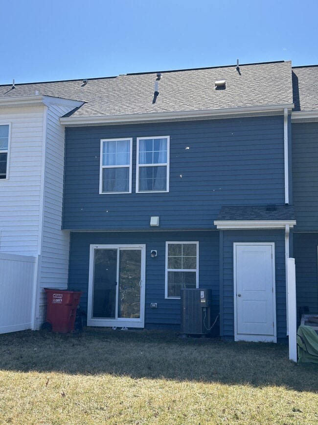 Photo - 64 Balsam Ct