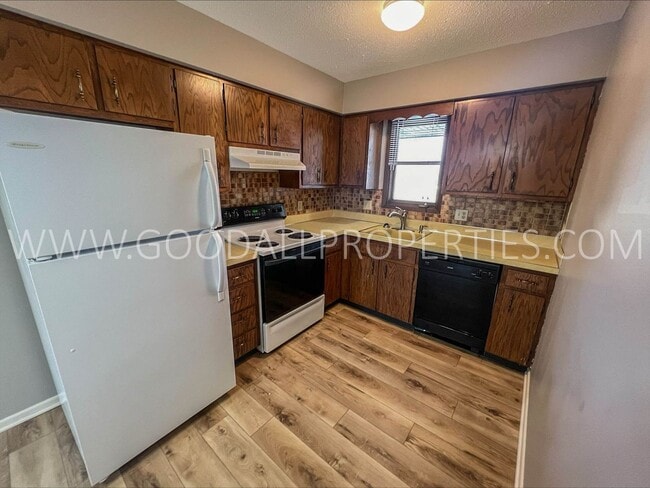 Photo - Move in special; Great Deal on this Two bedroom townhome in Ankeny!!!