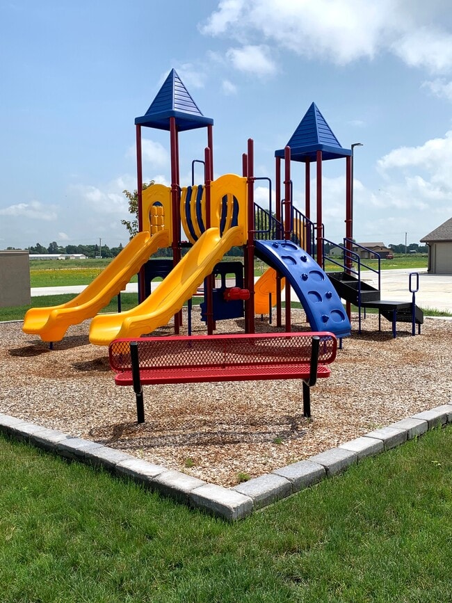 Wheatgrass Village Apartments Huron, SD