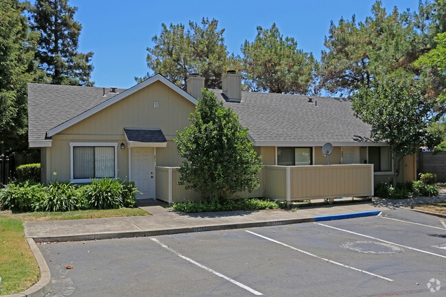 Willow Glen Apartments - Willow Glen Apartments
