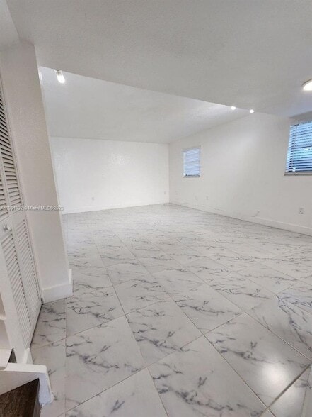 Photo - 5100 W 12th Ln