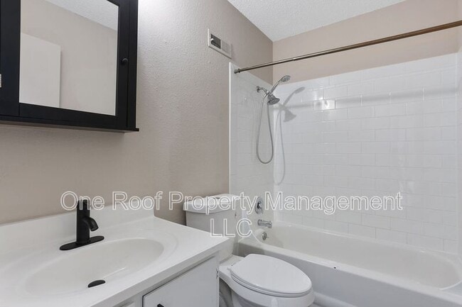 Photo - 701 Linwood Dr