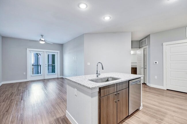 Photo - Brightleaf at Lakeline