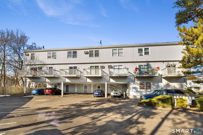 Photo - 133 Main St Unit APT 7