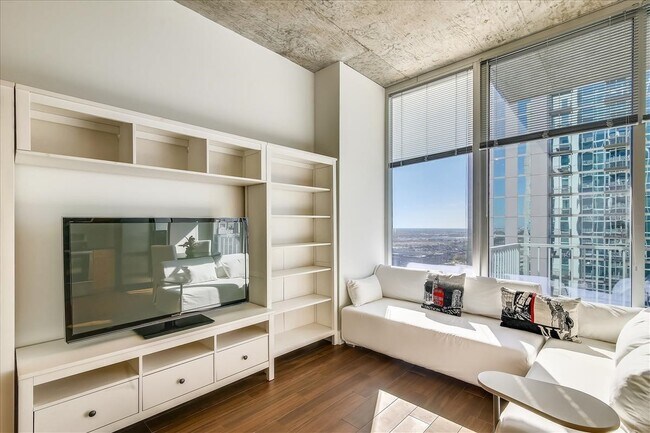 Photo - 5925 Almeda Rd Unit 11806