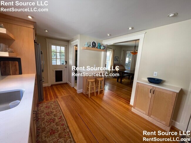Photo - 19 Tyler Ave
