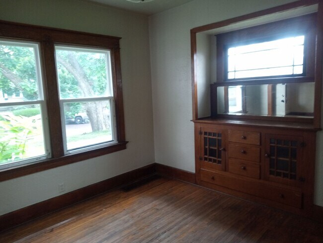 Photo - 1525 Kelsey Ave