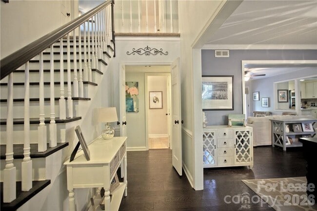 Photo - 3806 Bridgewood Ln