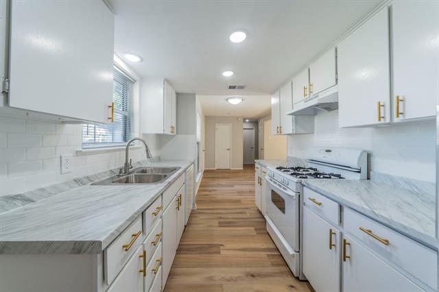 Photo - 802 Birchwood Dr