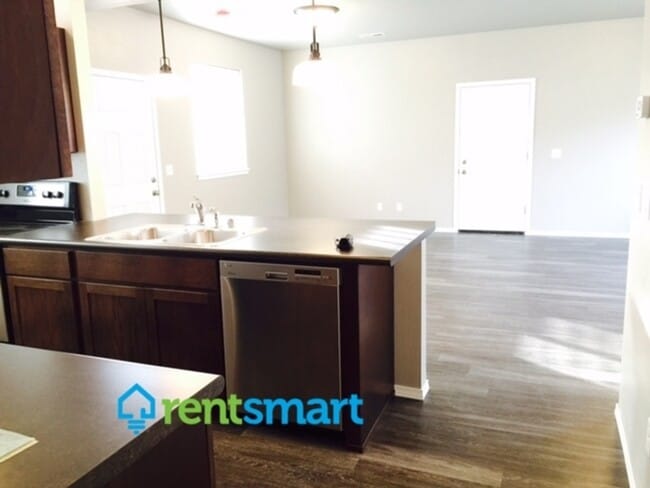 Photo - 2207 Strand Ave Unit #B