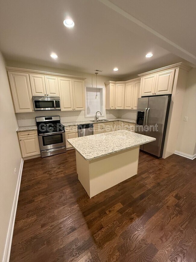 Photo - 1727 W Albion Ave Unit 2